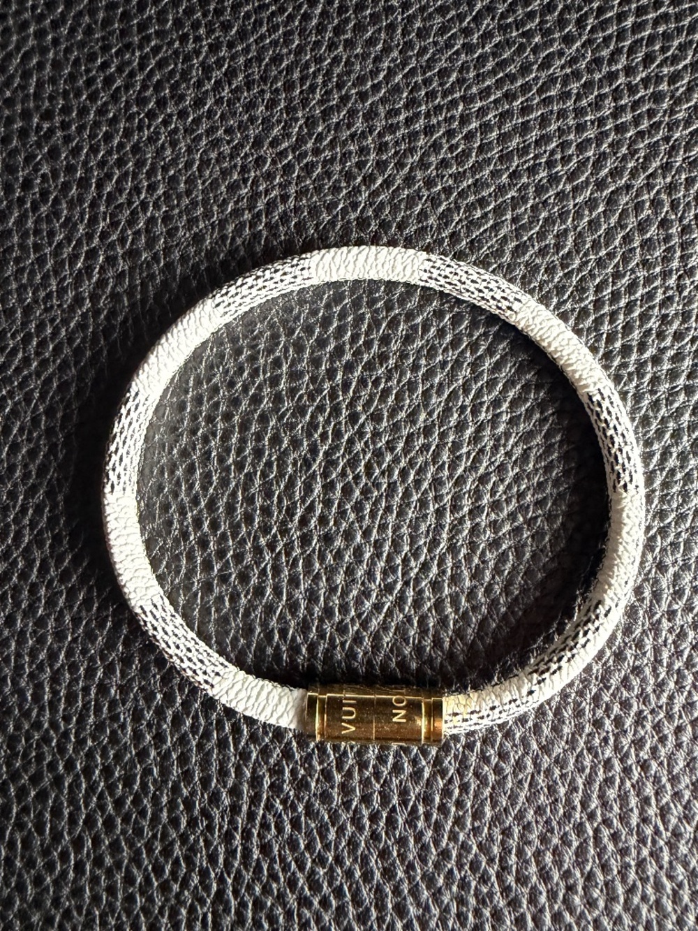 LOUIS VUITTON Men’s Leather Bracelet - White/Gold